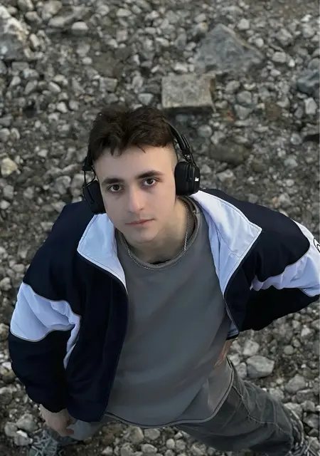 Я Антон, 19, знакомлюсь без обязательств в Черкассах