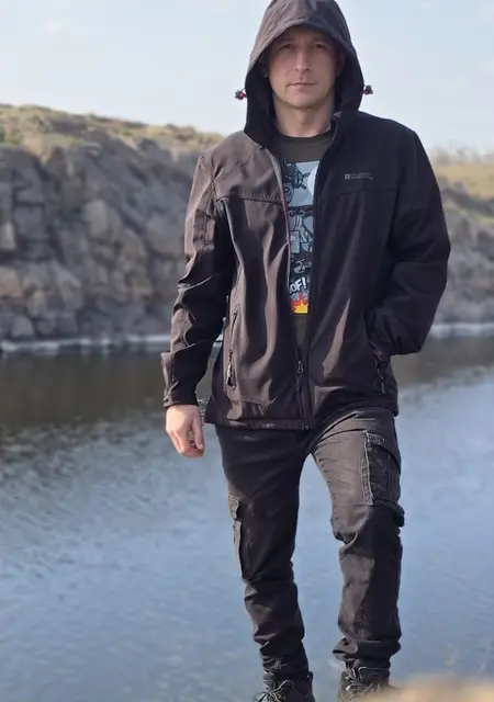 Андрей из Доброполья, ищу на сайте постоянные отношения