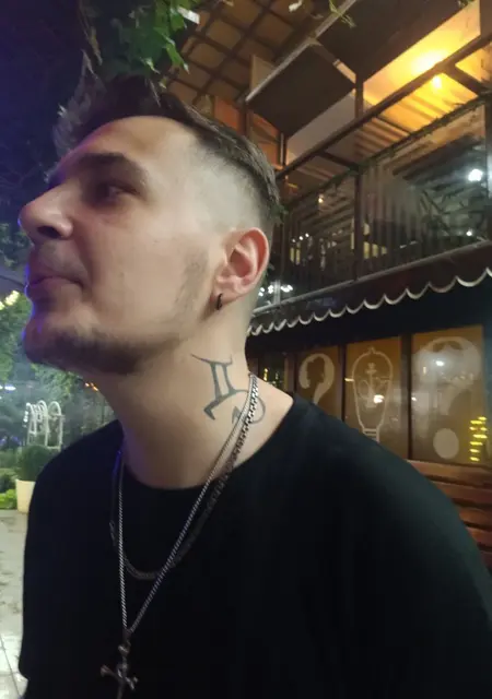 Я Aleksandr, 27, знакомлюсь для вирта в Запорожье