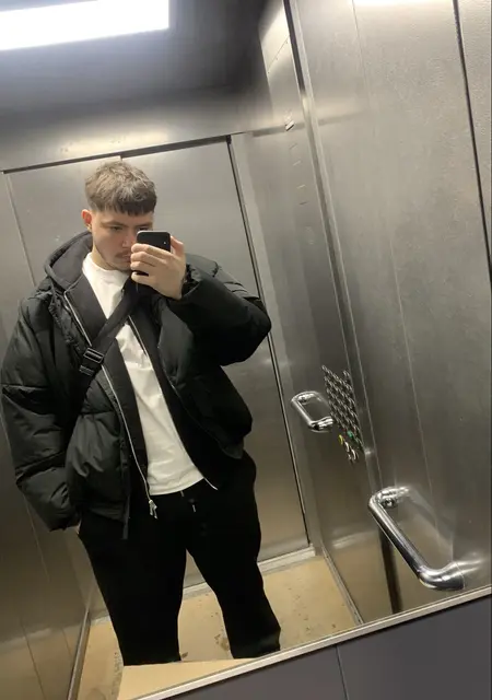 Я Nikita, 24 років, знайомлюсь для вірт у Запоріжжі