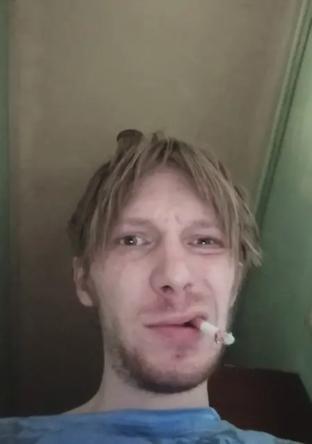 Вадим из Черновцов, мне 30, познакомлюсь на одну ночь