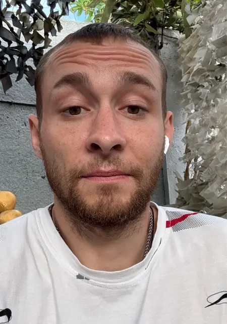 Я Дмитрий, 29, знакомлюсь без обязательств в Донецке