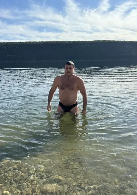 Vadim из Волочиска, ищу на сайте знакомства без обязательств