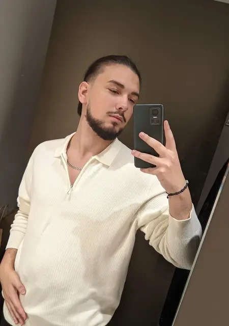 Danylo из Львова, мне 20, познакомлюсь без обязательств