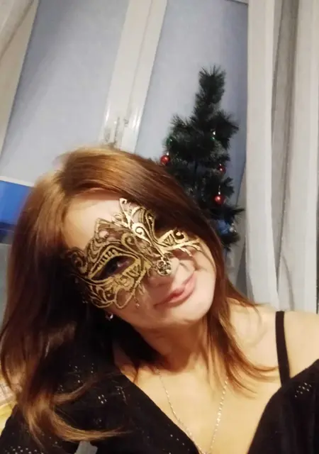 Я Мила, 48, из Харькова, ищу знакомство для приятного времяпровождения