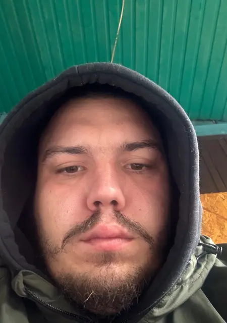 Андрій из Переяслава-Хмельницкого, мне 27, познакомлюсь для вирта