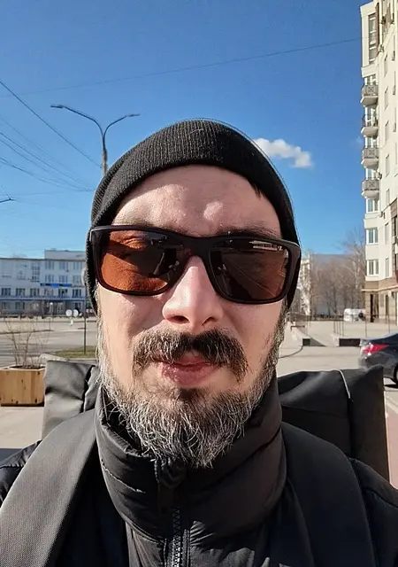 Руслан из Чернигова, мне 32, познакомлюсь на одну ночь