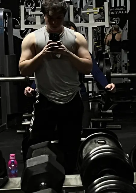 Я Daniel, 23, из Гвадалахары, ищу знакомство для вирта