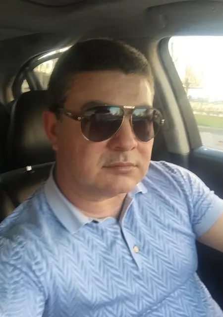 Я Артем, 49, из Броваров, ищу знакомство для постоянных отношений