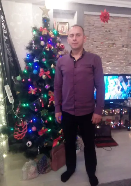 Михаил из Пинска, мне 44, познакомлюсь для вирта