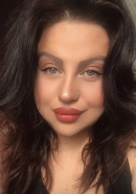 Я Наталья, 27 років з Миколаєва, шукаю знайомство для спільних подорожей