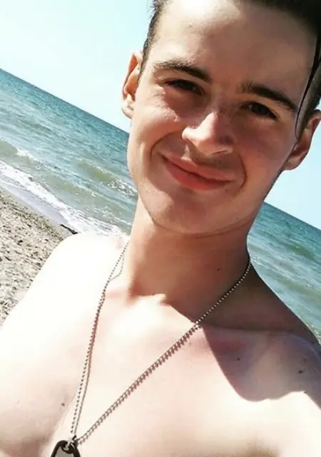 Я Алексей, 25, знакомлюсь без обязательств в Кропивницком