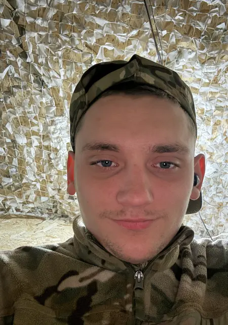 Максим из Новопскова, мне 25, познакомлюсь без обязательств