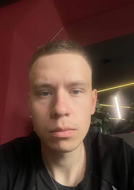 Я Кирилл, 23 років, знайомлюсь без зобов'язань у Новопскове