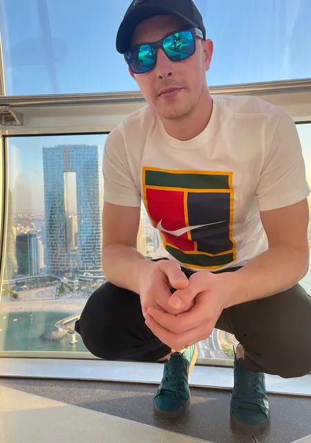 Vadim из Дубно, ищу на сайте знакомства без обязательств