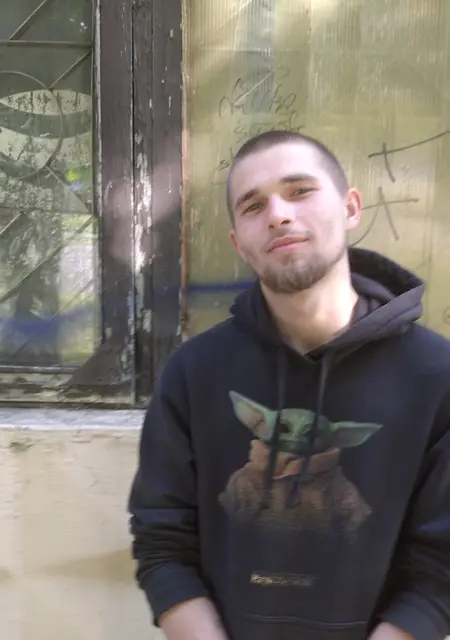 Денис из Черкасс, ищу на сайте постоянные отношения