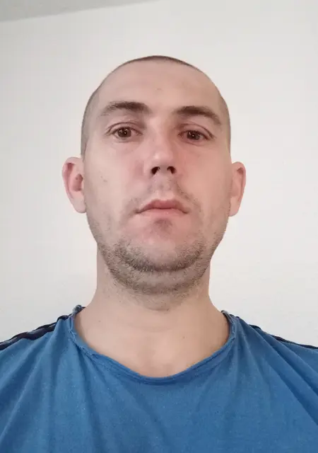 Aleksandr из Херсона, ищу на сайте постоянные отношения