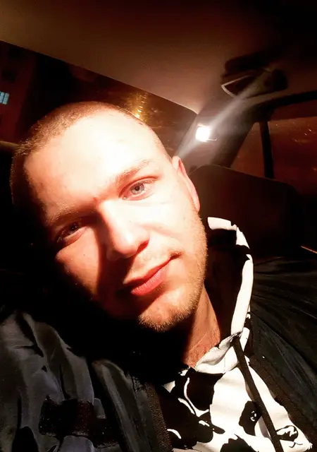 Я Ваня, 29, знакомлюсь без обязательств в Черновцах