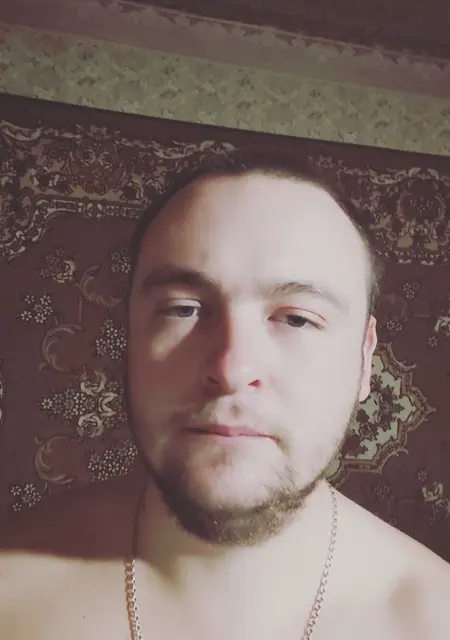 Александр з Павлограда, шукаю на сайті знайомства без зобов'язань