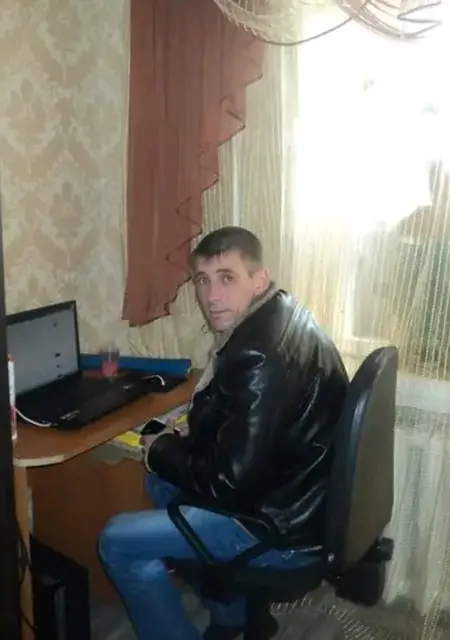 Василий из Сум, ищу на сайте знакомства без обязательств