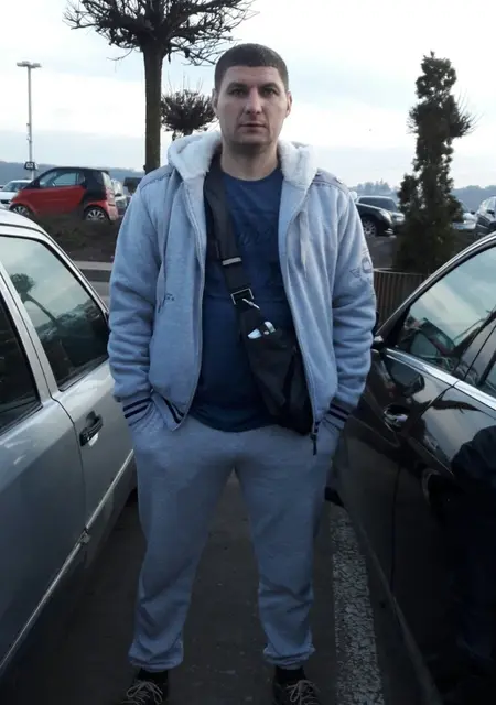 Ruslan из Черновцов, ищу на сайте знакомства на одну ночь