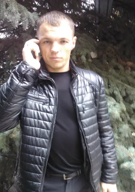 Вячеслав из Павлограда, ищу на сайте знакомства на одну ночь