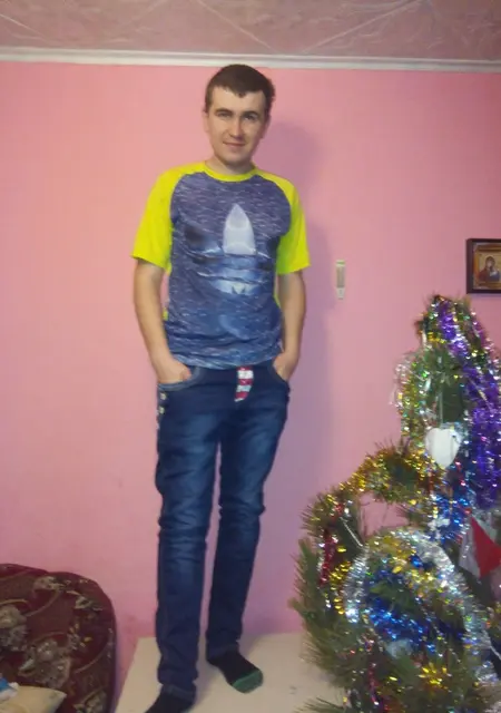 Я Юра Бочкарьов, 38, из Хмельницкого, ищу знакомство для приятного времяпровождения