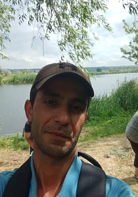 Игорь из Дружковки, мне 40, познакомлюсь для постоянных отношений