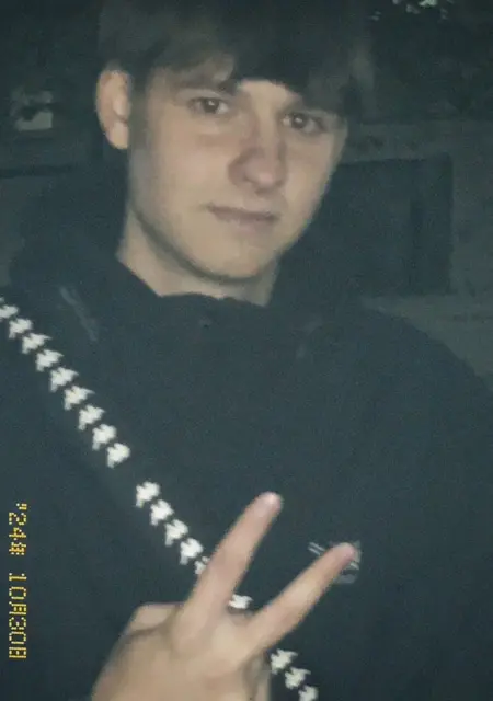 Stas з Кривого Рогу, мені 23 років, познайомлюсь для приємного проведення часу