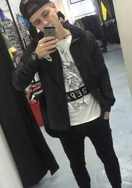 Паща из Ивано-Франковска, ищу на сайте знакомства на одну ночь