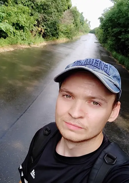 Я Андрей, 30, знакомлюсь для постоянных отношений в Стаханове