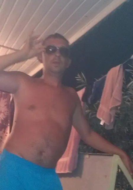 Я Виталий, 38, из Бахмута, ищу знакомства без обязательств