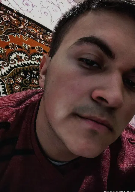 Я Женя, 20, из Днепра, ищу знакомство для дружбы