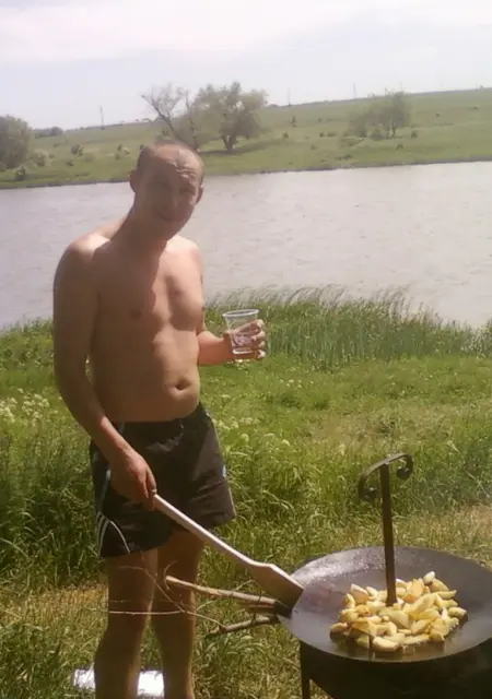 Андрей из Николаева, мне 43, познакомлюсь на одну ночь