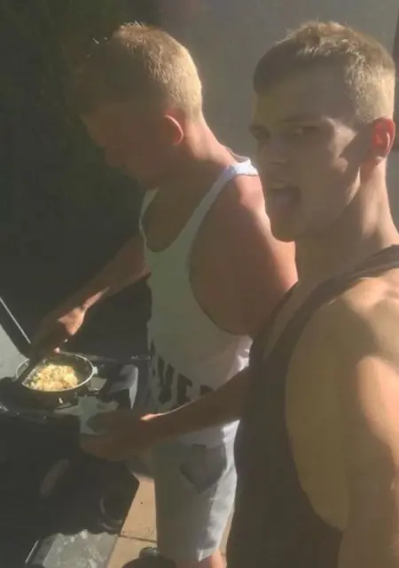 Samuel from Stoke-on-Trent, 28 years old, ready to meet for chat