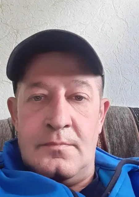 Я Алекс, 47, из Кременчуга, ищу знакомство для приятного времяпровождения