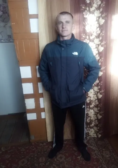 Вадим из Жлобина, мне 36, познакомлюсь для вирта