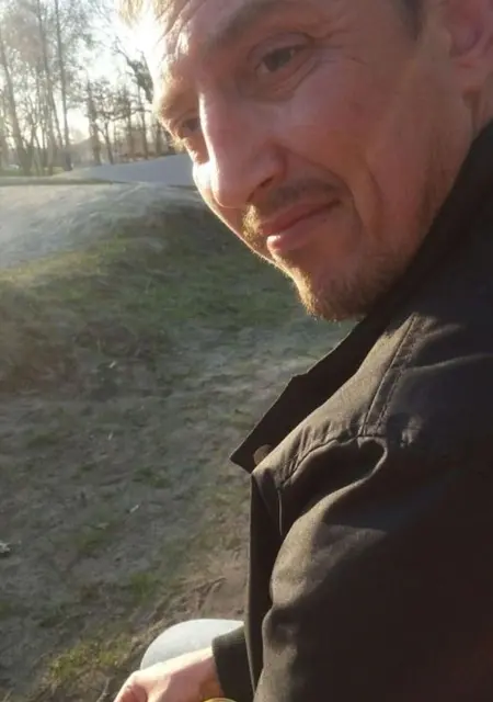 Marcin из Варшавы, мне 39, познакомлюсь