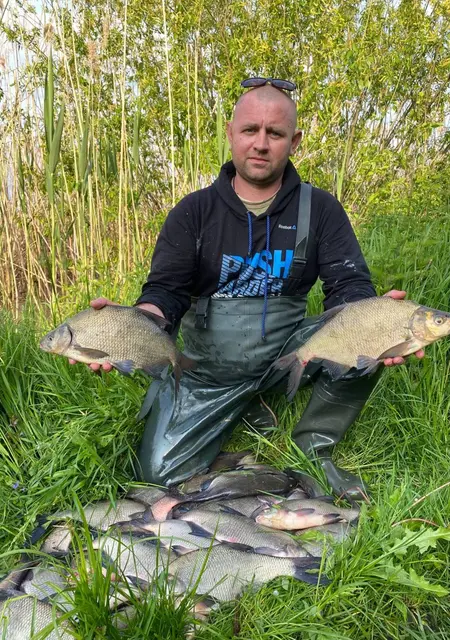 Я Вася, 38, знакомлюсь для общения в Черкассах