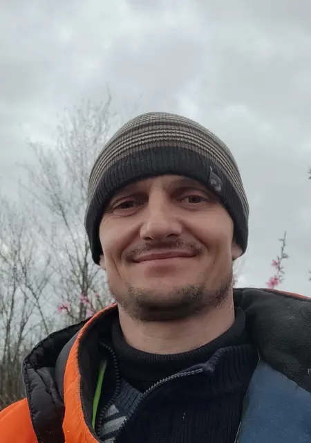 Я Олег, 45 років, знайомлюсь без зобов'язань у Донецьку