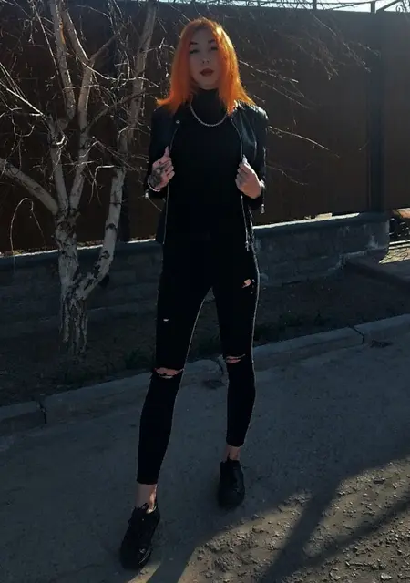 Дина из Запорожья, ищу на сайте приятное времяпровождение