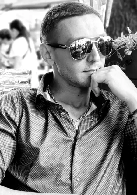 Vlad из Ужгорода, ищу на сайте знакомства на одну ночь