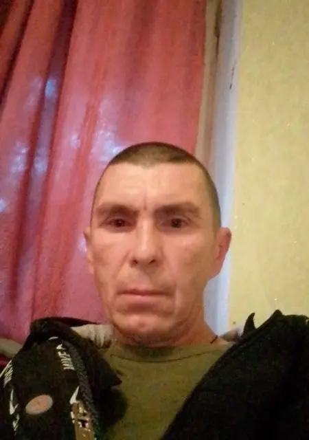 Gena из Новопскова, мне 49, познакомлюсь без обязательств