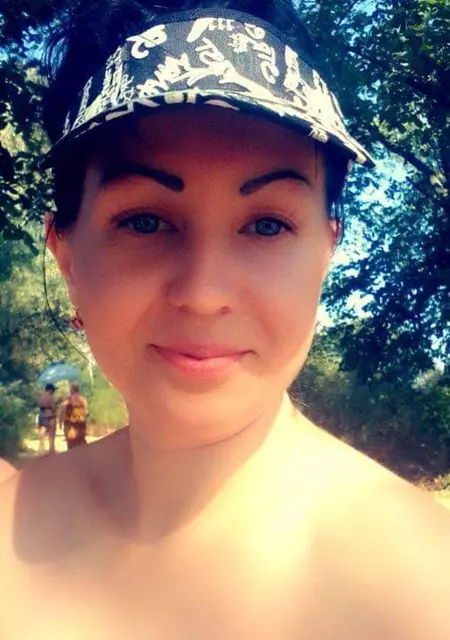 Я Аличка, 31, знакомлюсь для приятного времяпровождения в Каменском