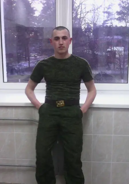 Я Владислав, 29, из Мозыря, ищу знакомства без обязательств