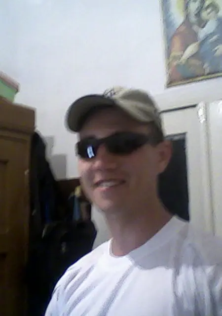 Я Александр, 38, из Полтавы, ищу знакомства без обязательств