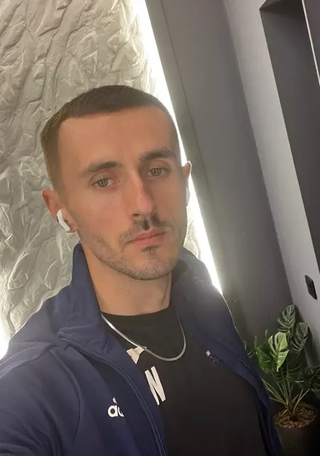 Владислав из Ужгорода, мне 33, познакомлюсь для общения