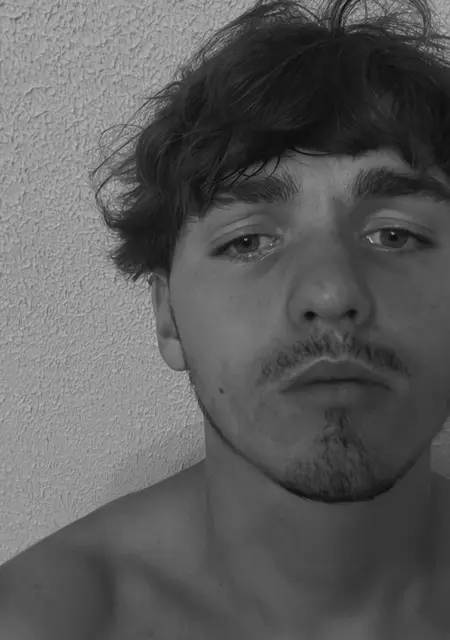 Я Мануїла, 19, из Черновцов, ищу знакомства на одну ночь