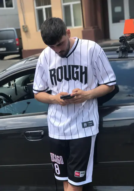 Ionut из Дюссельдорфа, ищу на сайте постоянные отношения