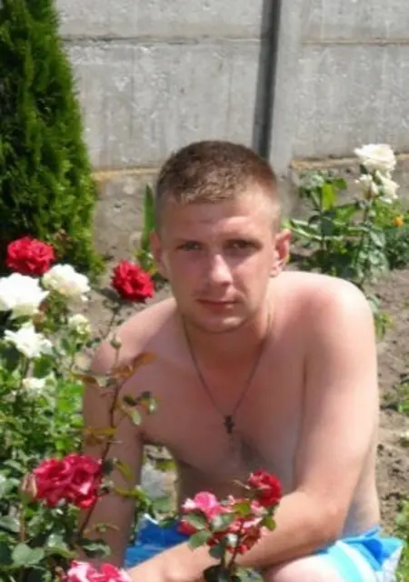 Александр из Борисова, мне 39, познакомлюсь на одну ночь